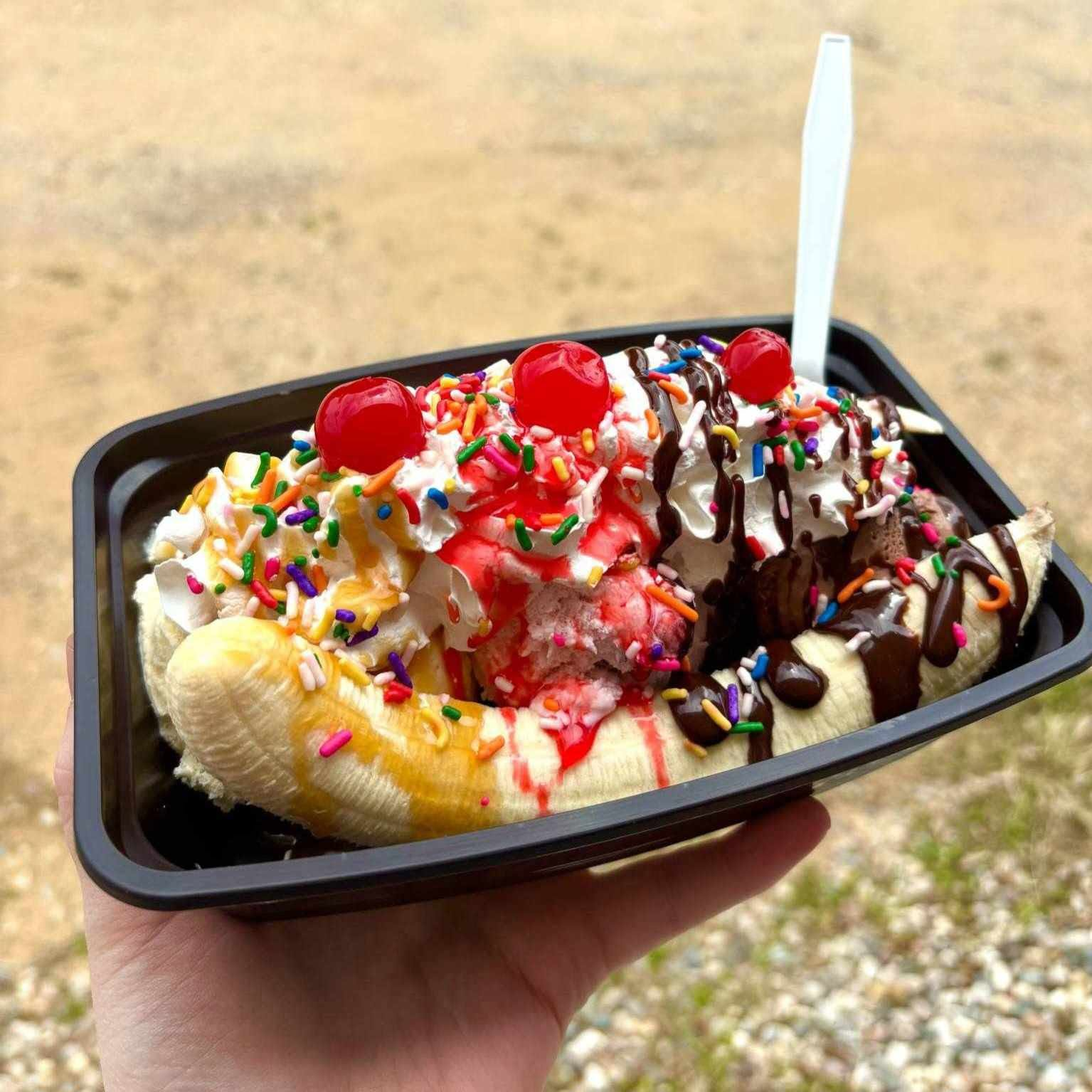 Classic Banana Split